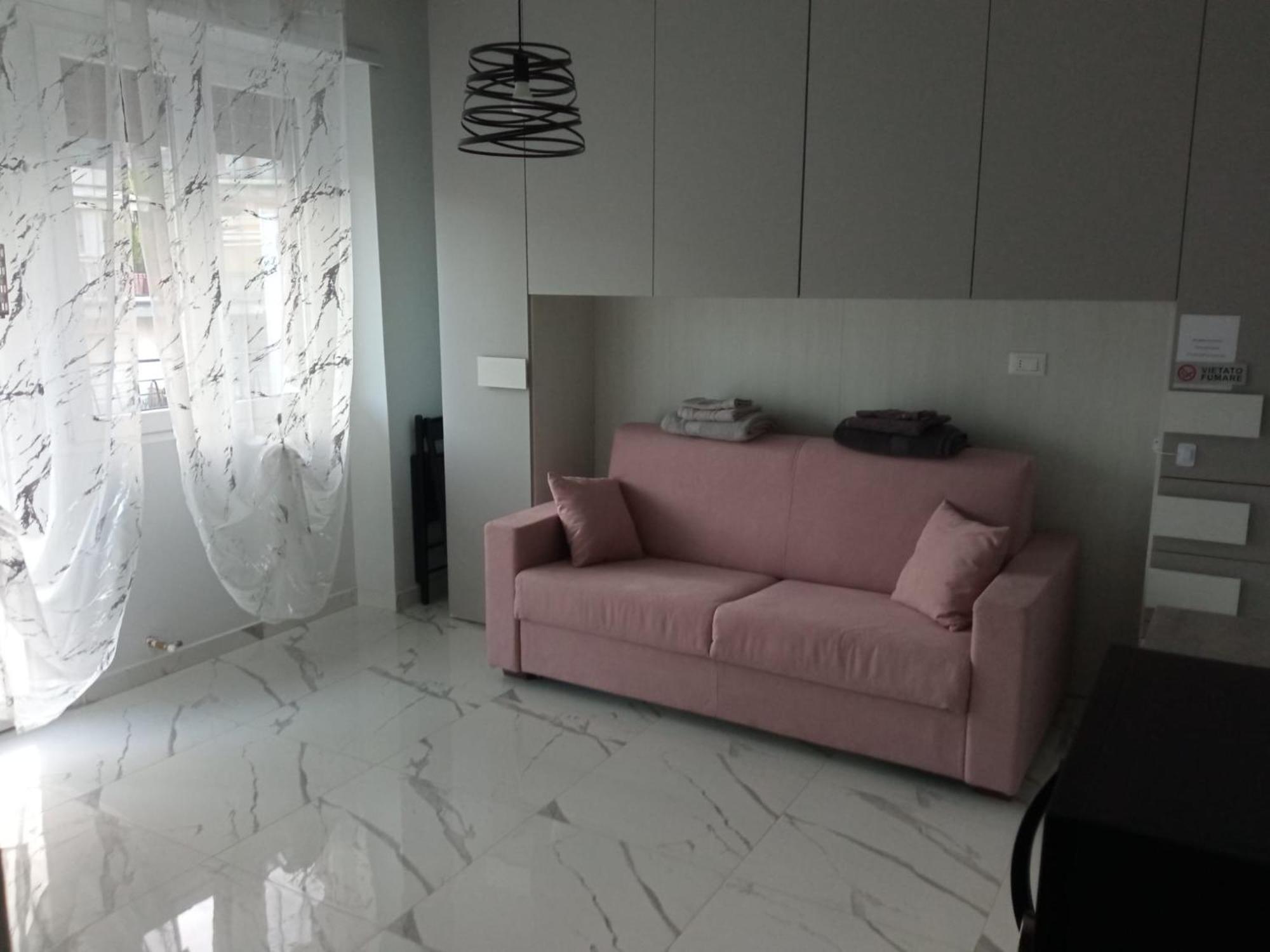 Wh - Cuore Home - Attico Monolocale Con Parcheggio Gratuito - 5 Minuti Dal Centro - Wifi Sanremo Exterior photo