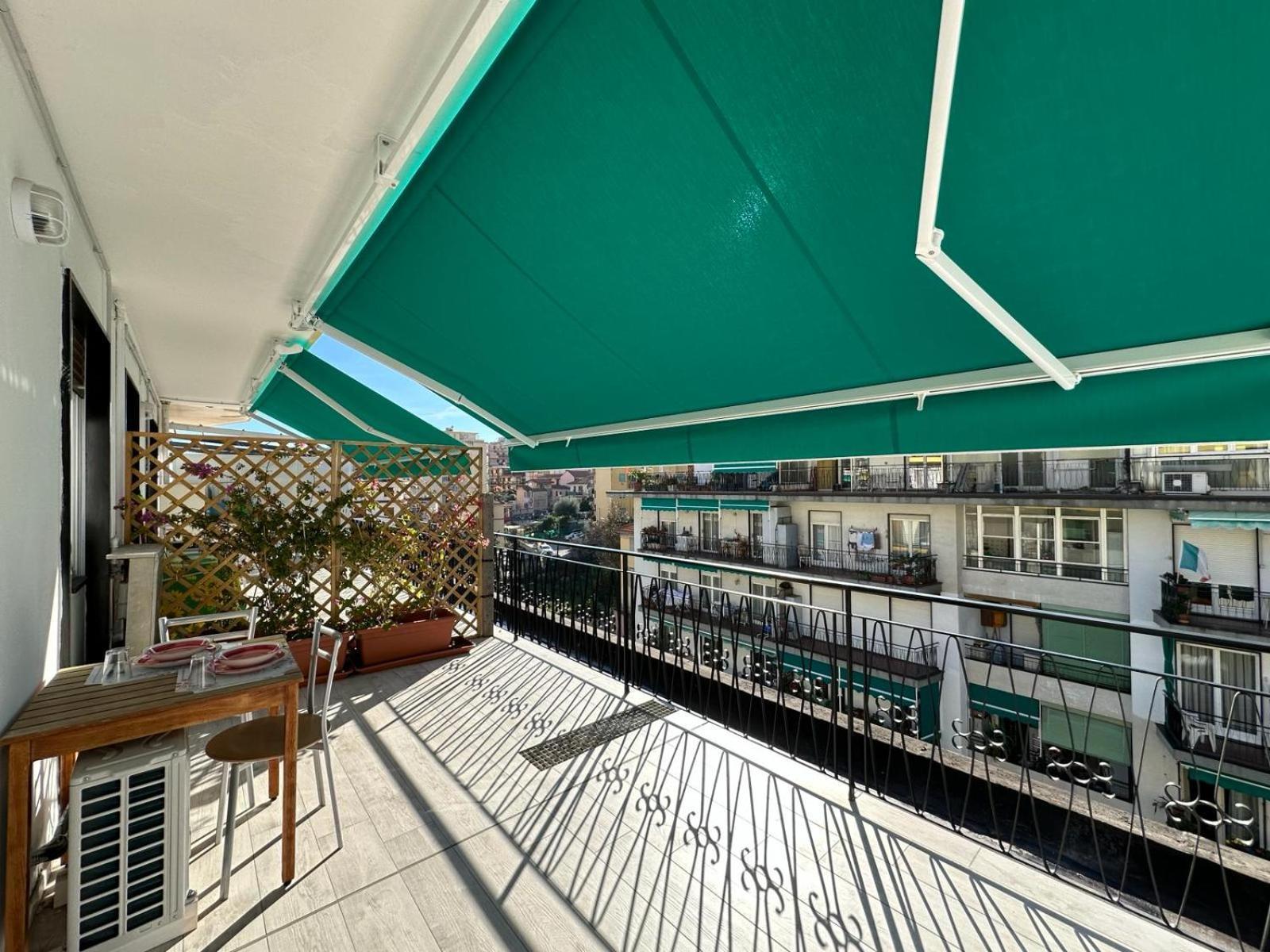 Wh - Cuore Home - Attico Monolocale Con Parcheggio Gratuito - 5 Minuti Dal Centro - Wifi Sanremo Exterior photo